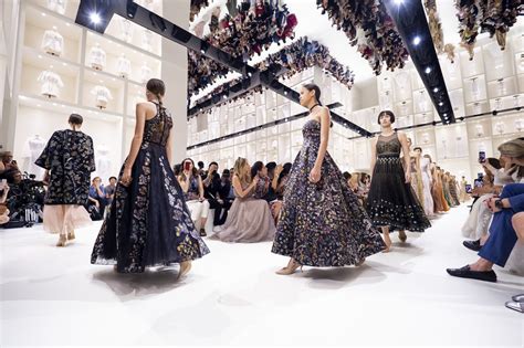 Regardez le défile Dior Haute Couture Automne/Hiver 2018